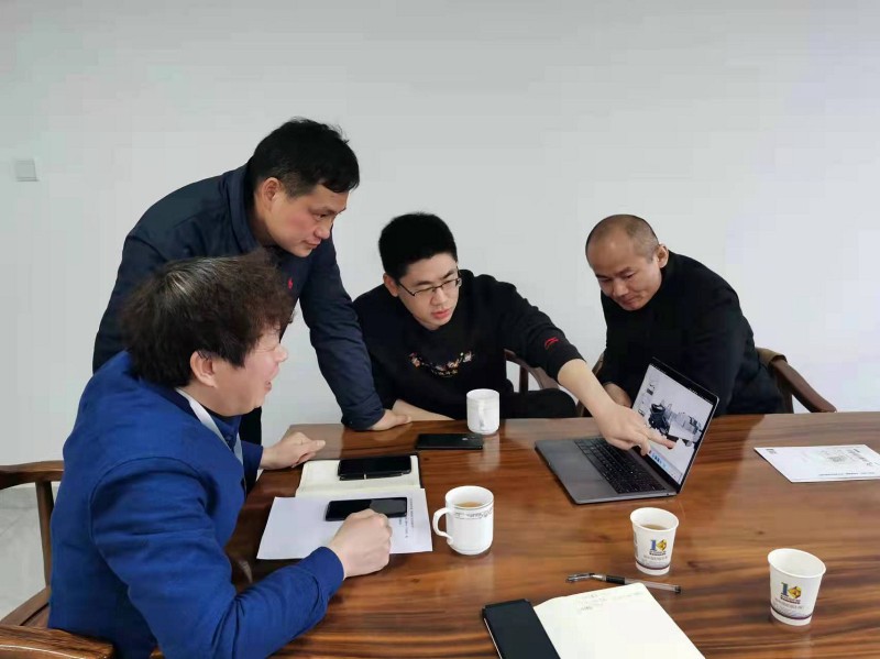 海外機(jī)械銷(xiāo)售團(tuán)隊(duì)蒞臨科瑪森參觀考察