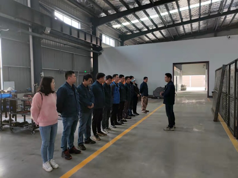 科瑪森細(xì)石泵車間早會